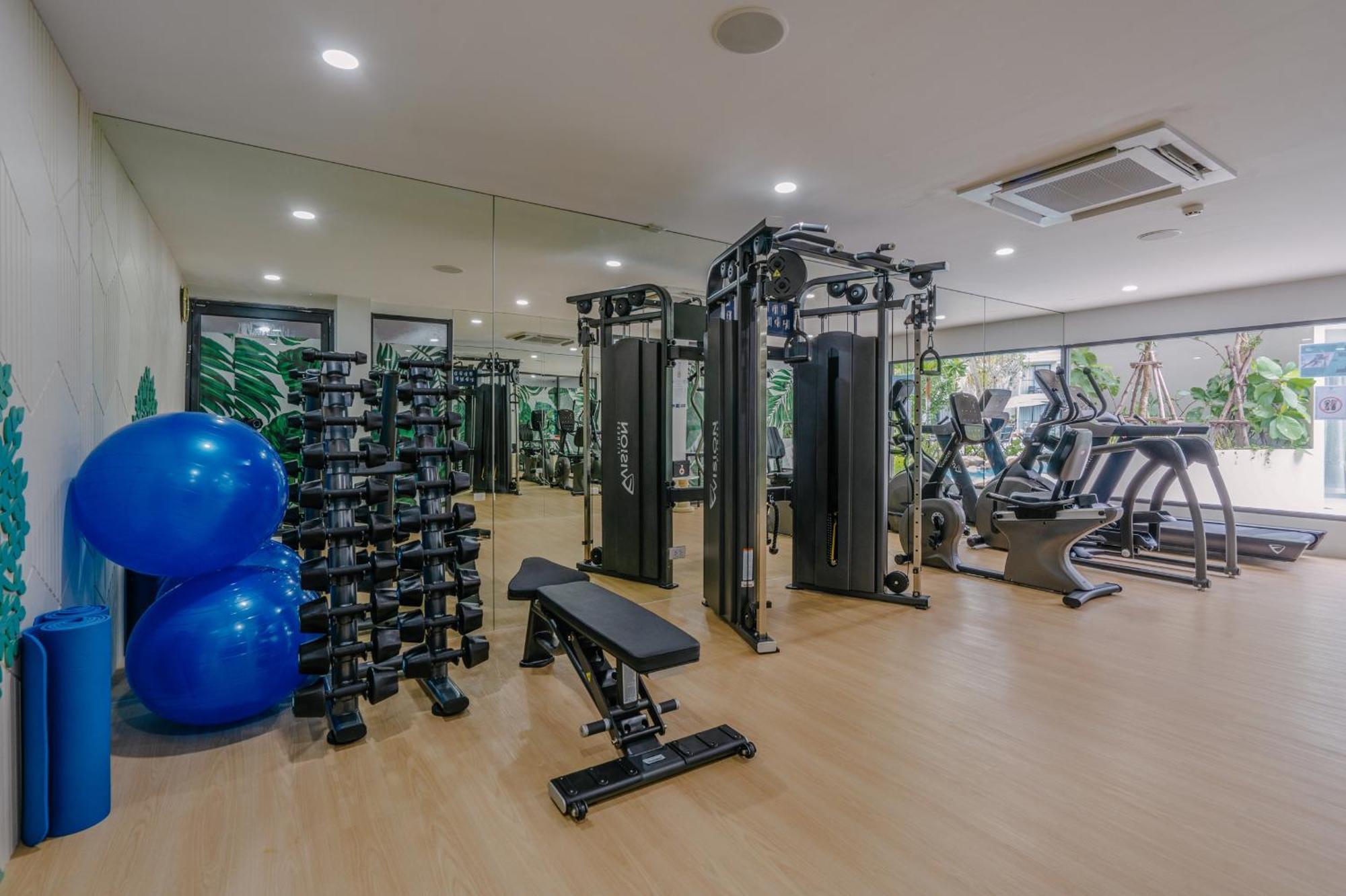 Phuket Emerald Beach Resort Karon 外观 照片
